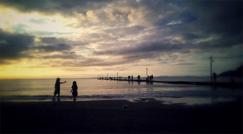 kids pier sea sky japan cloud sunset time orang water ocean people beach