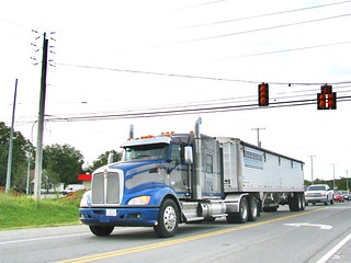 oakley trucking locations