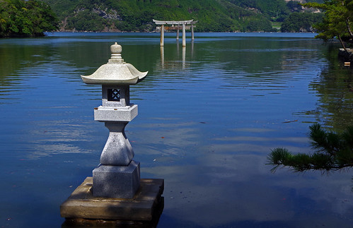 japan tsushima watatsumi shrine lantern torii
