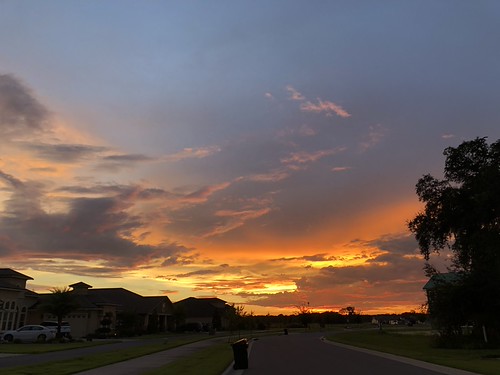 Oakmont Sunset by clembore,
