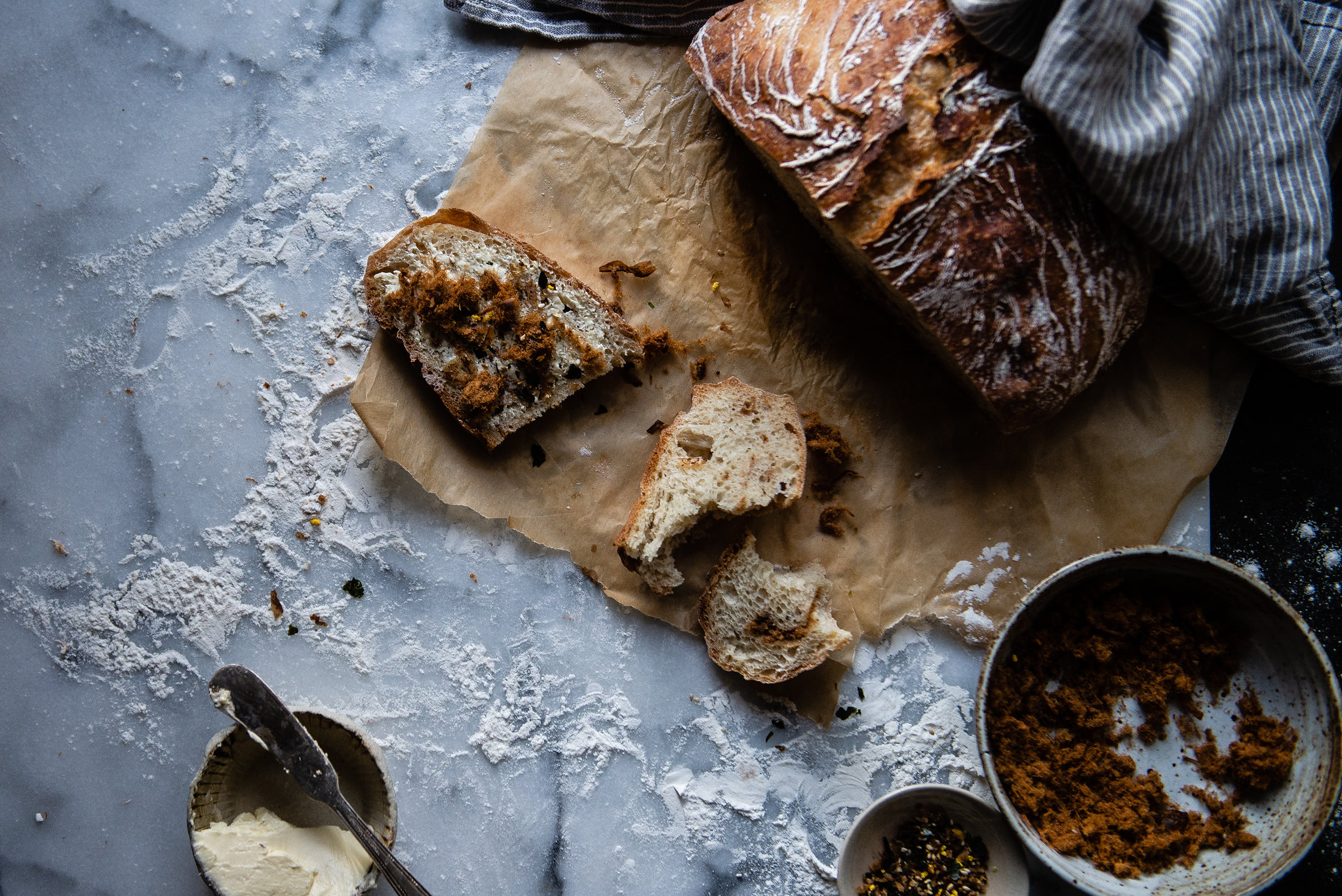 pork sung no knead bread