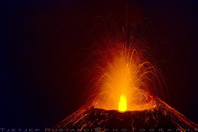 Active volcanic Anak Krakatau