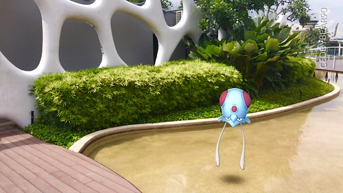 072 Tentacool (position=right)