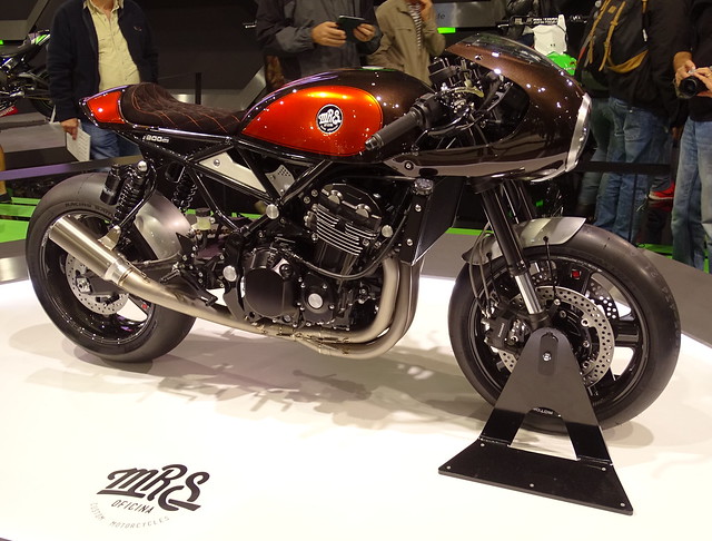 Moto kawazaki Z900 MRS (1)