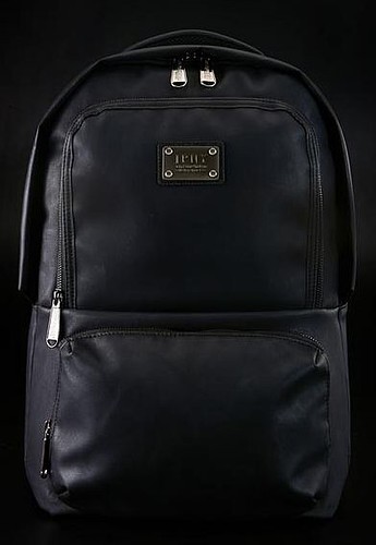 7203-black. made with carbon leather