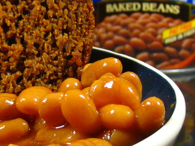 baked beans on brown bread