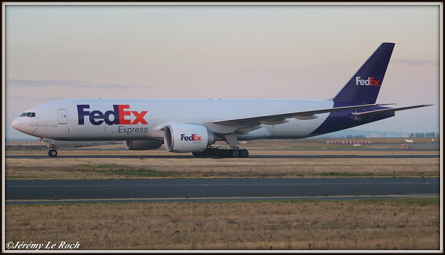 BOEING 777-FHT FEDERAL EXPRESS (FEDEX) N843FD MSN963  A PARIS CDG