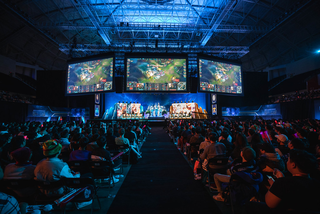 C9 VS FNC