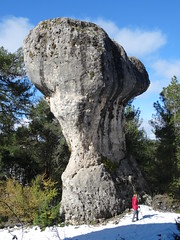 Roca fungiforme kárstica o Tormo - Callejones de Las Majadas (Cuenca, España) - 04
