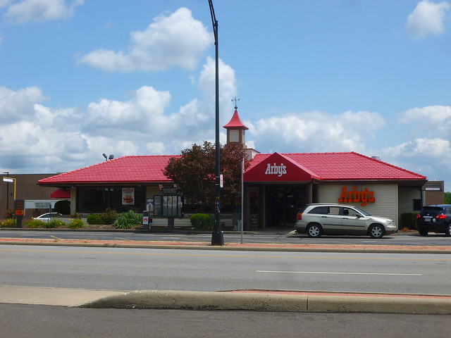 Arby's/former Howard Johnson's, Cuyahoga Falls, OH (2)