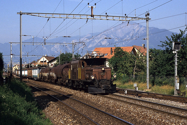 Ge 6/6 I 413 + freight train 5771 to Ilanz, Domat/Ems, 28th July 1992