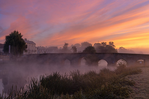 bidfordonavon warwickshire dawn dawnmist mist misty riveravon bridge light landscape sony a7iii sony2470mmf28gm jactoll