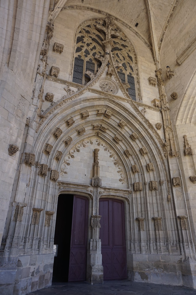 Collégiale Notre-Dame, Villefranche-de-Rouergue : Portail occidental