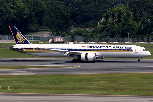 aircraft airplane airport plane planespotting staralliance canon 7d 100400 singapore changi wsss sin singaporeairlines sia sq boeing 787 78710 boeing787 boeing78710 dreamliner 9vscb
