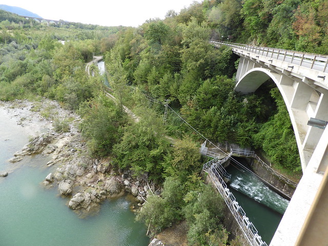 DSCN2918 Ponte di Maraldi, una serie di suicidi