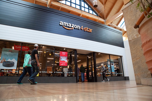Amazon 4-Star Store Grand Opening Lone Tree Colorado Park Meadows Mall