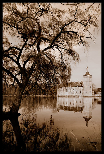 Castle of Horst... in sepia...