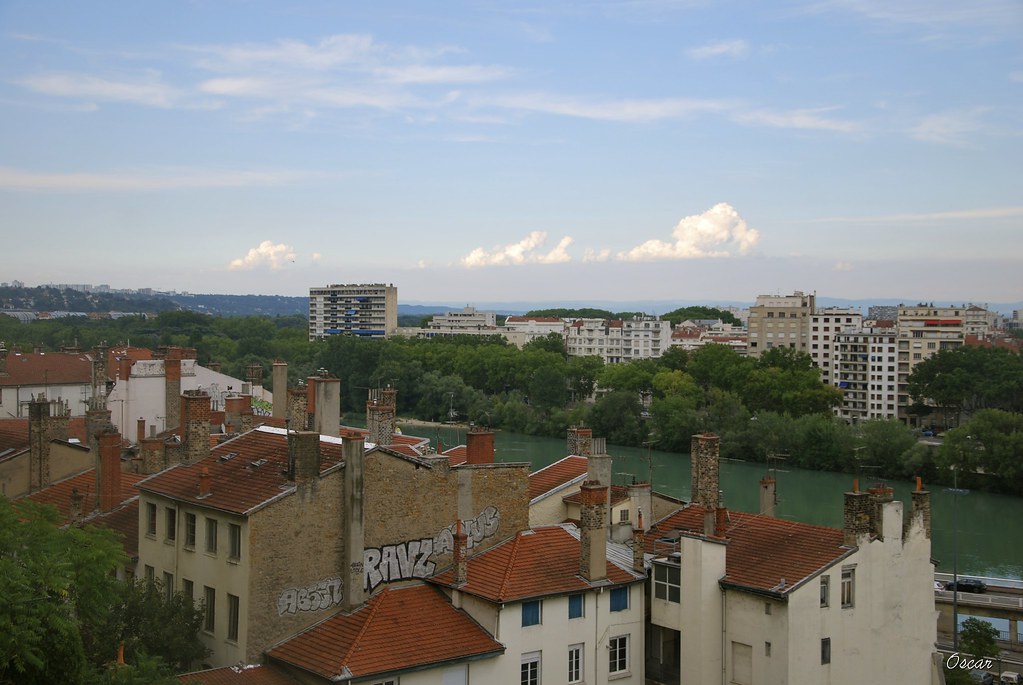 Vue panoramique de Lyon depuis la Croix-Rousse 3