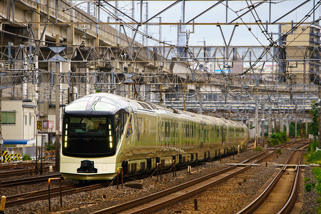 E001 series Train Suite Shiki-shima トランスイート 四季島
