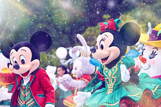 2. A Disney Christmas_Mickey and Minnie | by OURAWESOMEPLANET: PHILS #1 FOOD AND TRAVEL BLOG