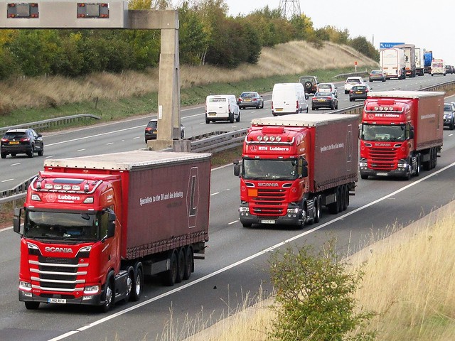 RTH Lubbers, Scania Convoy On A1M