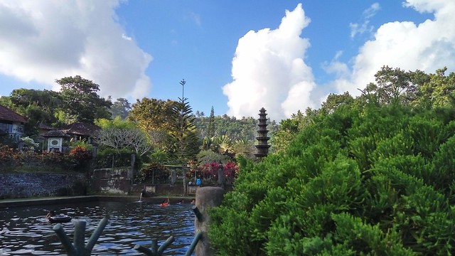 Have you visited Tirta Gangga Water Palace in Karangasem? This beautiful place belongs to Karangasem Kingdom. It is a perfect place for you to get chill after days spent on the beach and riding scooter all over Bali in a hot sunny day. There are several p
