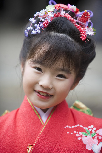 Pretty young girl at Shichigosan, Kasuga Shrine Nara | Flickr