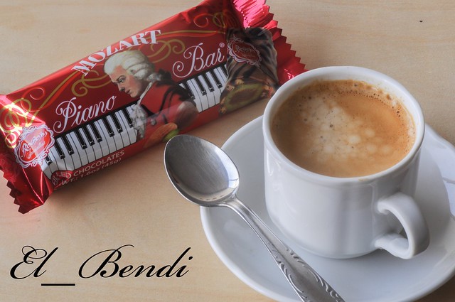 Piano Bar Mozart con café ... !!!
