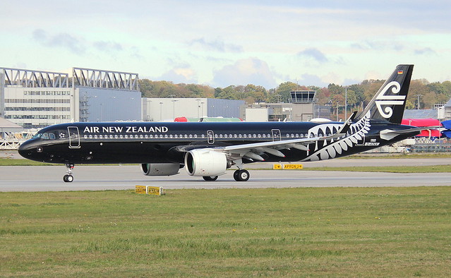 Air New Zealand, D-AZAX, Reg.ZK-NNA, MSN 8496, Airbus A 321-271NX, 28.10.2018,  XFW-EDHI, Hamburg Finkenwerder (All Black livery)