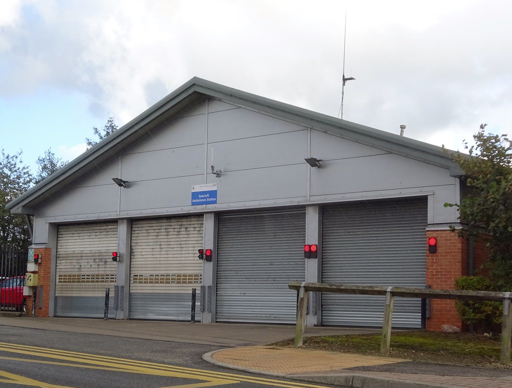 Yorkshire Ambulance Service Seacroft Seacroft Ambulance Flickr