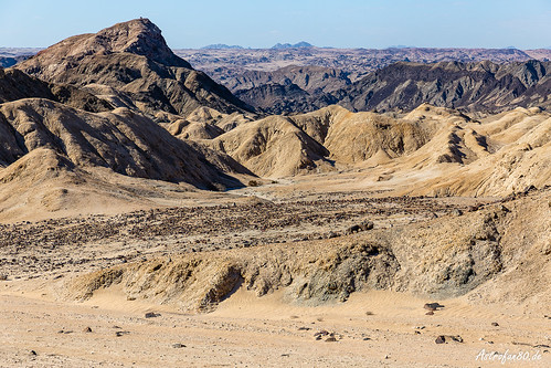 afrika berge felsen landschaft mondlandschaft moonlandscape namibia swakopmund urlaub wüste erongo na