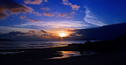 Playa de Dumbría. A Coruña. by estebancr76, cielo mar nubes oceano atardecer playa arena