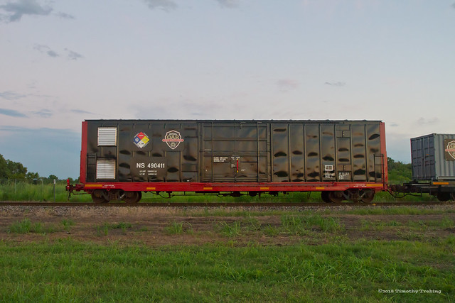 Safety Train - NS #490411 Boxcar