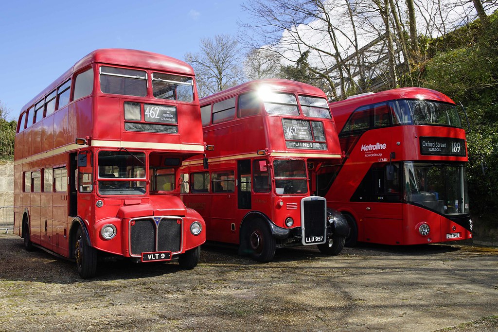 Vlt9 BROOKLANDS 170416 VLT9, LLU957 & LTZ1648 | SIMON BEESTON | Flickr