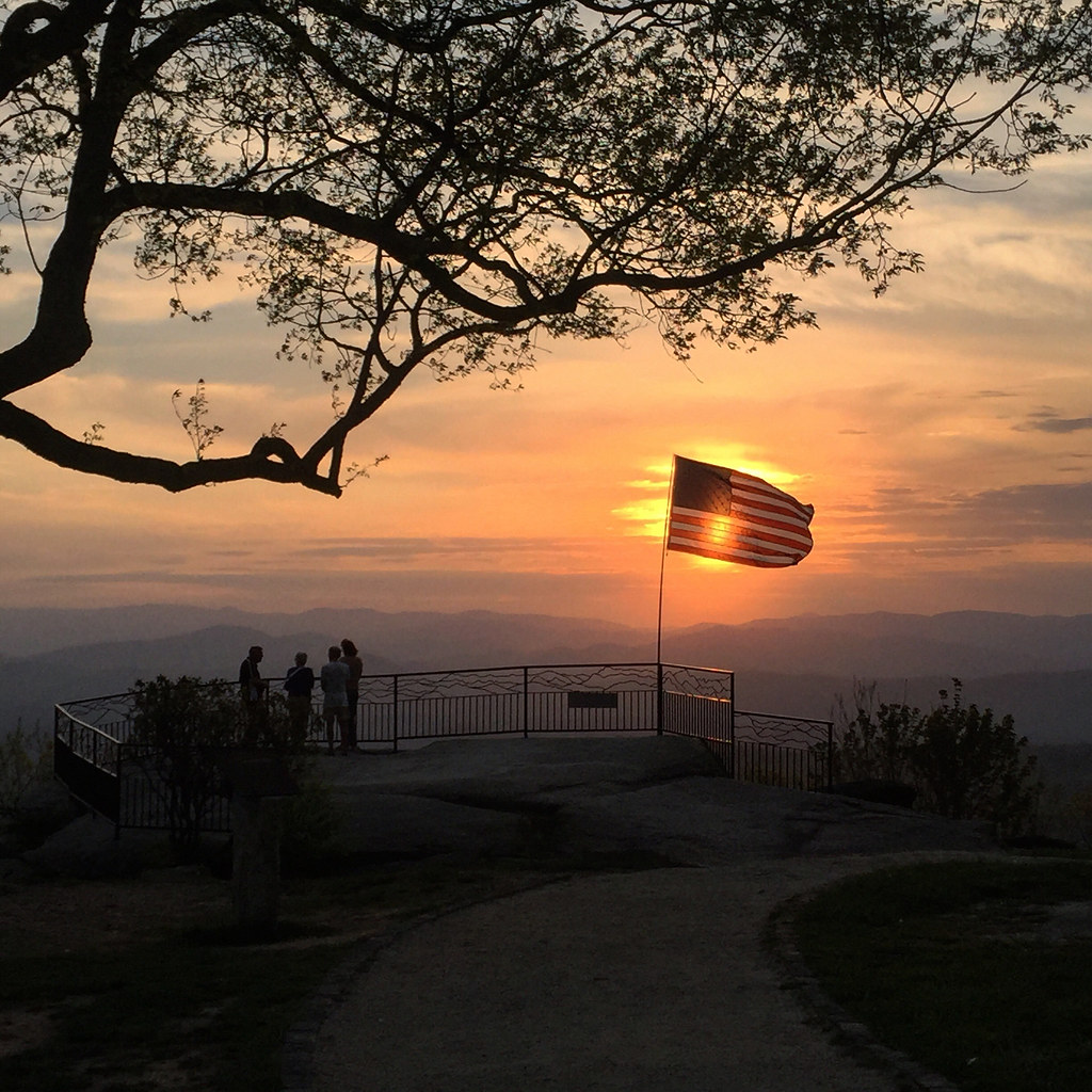 Blue Ridge Sunset Rides blue ridge sunset | Patrick J. Cain | Flickr