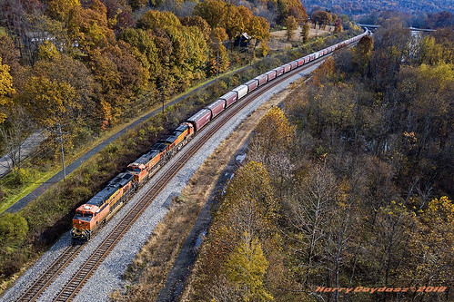 trains railroads locomotives pa pennsylvania edinburg csxt csxtransportation bnsf burlingtonnorthernsantafe bnsf7581 csxtg089