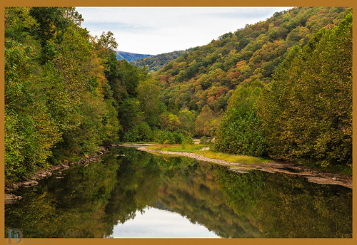 water reflections westvirginia fallfoliage autumn nature cabins unitedstates us
