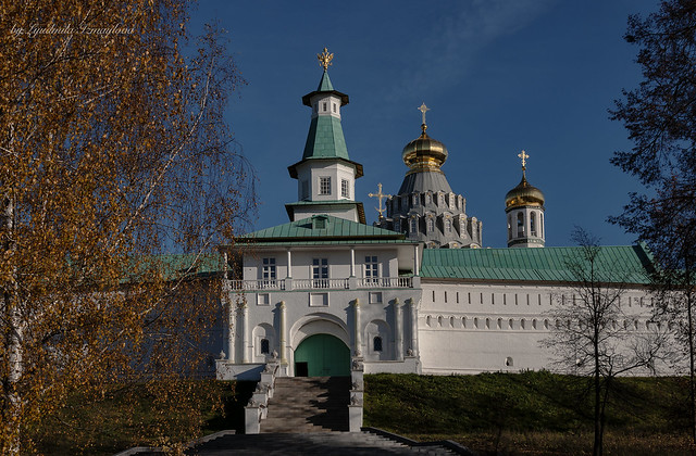 Elizabethan tower of New Jerusalem Monastery