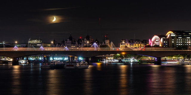Crescent moon at Waterloo Bridge