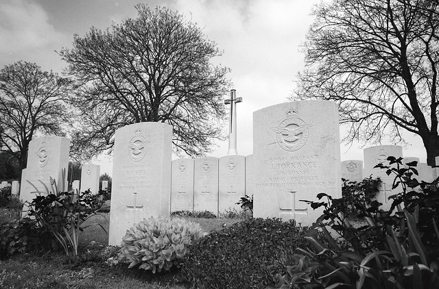 A crew of  102th Squadron Royal Air Force. Hannover War Cemetery