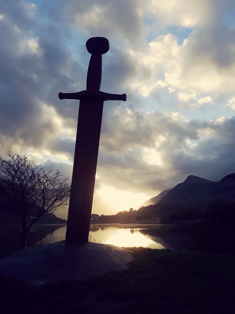 Padarn lake & Blade of the giant.