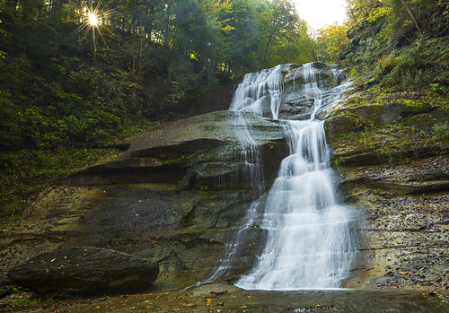 fall autumn foliage beautiful life nature waterfall waterblur wednesday amazing incredible gorge glen hike hiking adventure outdoors landscape ny tully sun climbing canon 2018 fellowsfalls