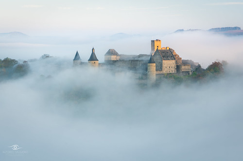 autumn lugares luxembourg luxembourgardennes bourscheide castle fog landscape sunrise