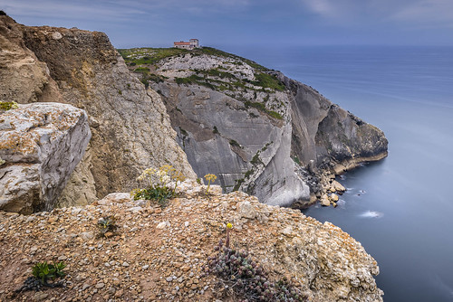 cabo capeespichel espichel cliffs rocks sea ocean le long exposure portugal sisembra setubal sizuneye landscape seascape coast nikond750 1424mm nikon1424mmf28 nikkor nisifilters