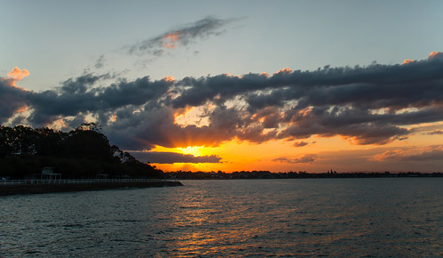 Sunset Light | Sunset at Schorncliffe, Brisbane | SoftPixels | Flickr
