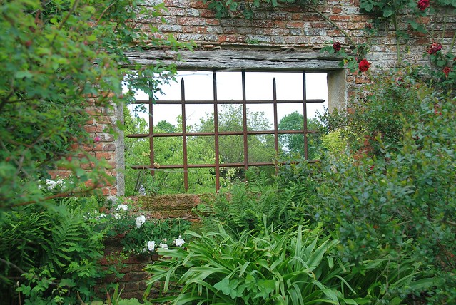 Sissinghurst Castle and Garden - A Window on its Inner Beauty