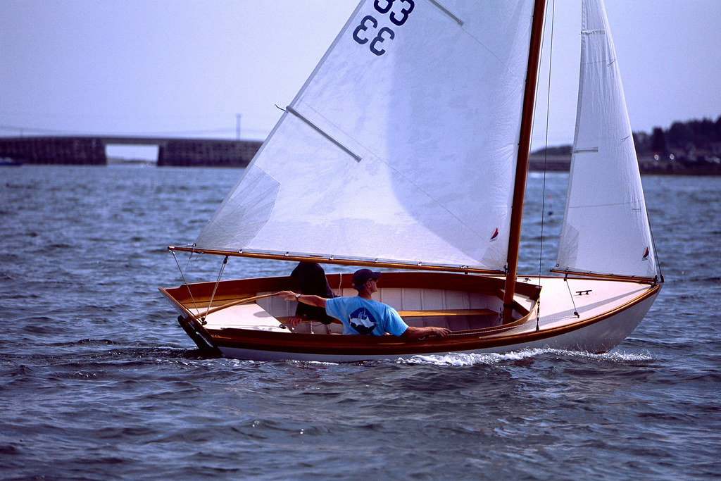herreshoff 12.5 sailboat