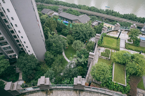 zeiss loxia 21mm chongqing vsco lightroom architecture