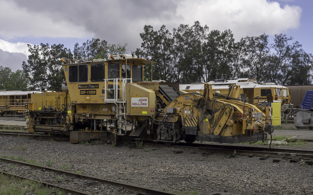 Plasser and Theurer SSP-110SW Ballast Profiler, number 41135, operated by John Holland by Paul Leader - Paulie's Time Off Photography