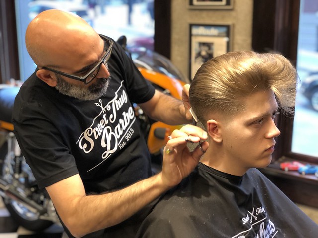 “Pleasure in the job puts perfection in the work.” ~ Aristotle Thanks to Julian, visiting from Austria, for having such a great head of hair to work with! 👌💈🙏 #barbershop #haircut #menscut #thehappybarber #yaletown #vancouver